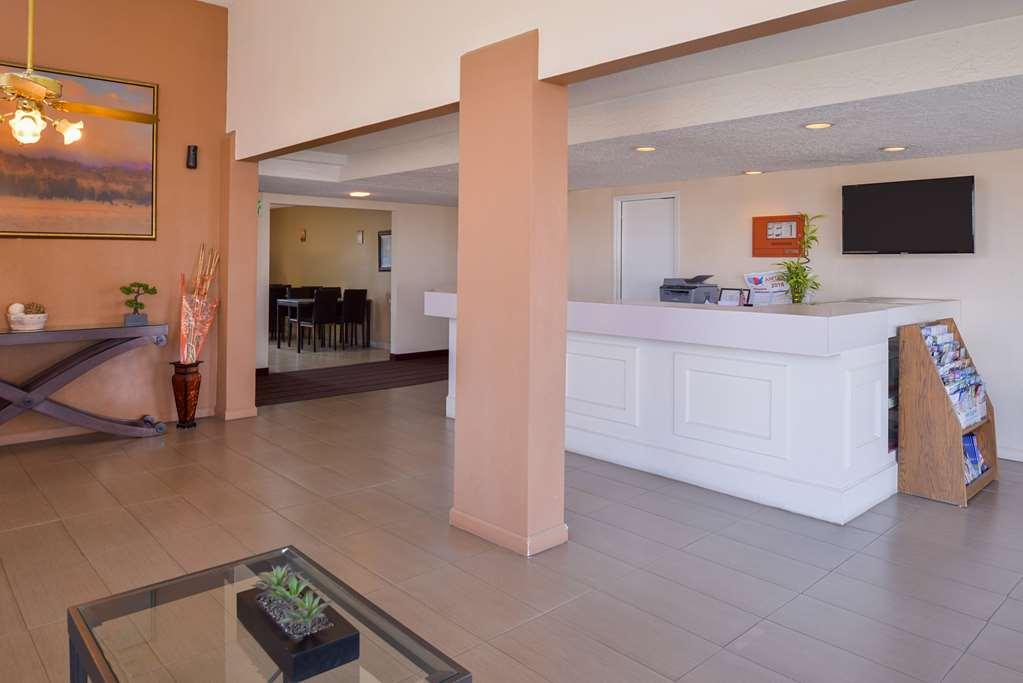 Studio 6 Suites Delano, Ca Interiør bilde
